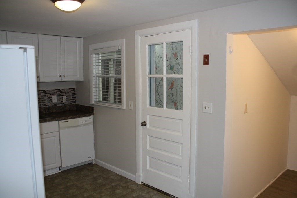 184 Levin Road Rockland, MA 02370 - Photo 6 of 32 Gallery Image 6