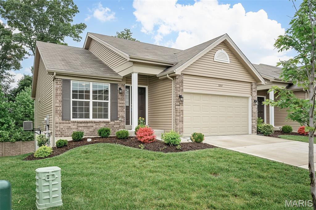 5357 Lakepath Way Eureka, MO 63025 - Photo 2 of 21