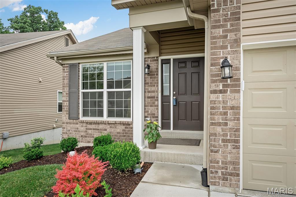 5357 Lakepath Way Eureka, MO 63025 - Photo 3 of 21