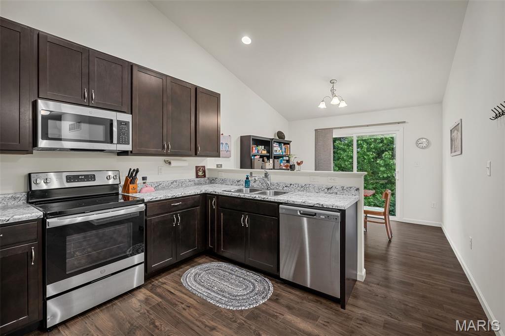 5357 Lakepath Way Eureka, MO 63025 - Photo 6 of 21