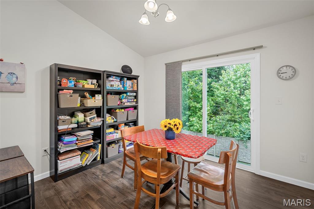 5357 Lakepath Way Eureka, MO 63025 - Photo 9 of 21