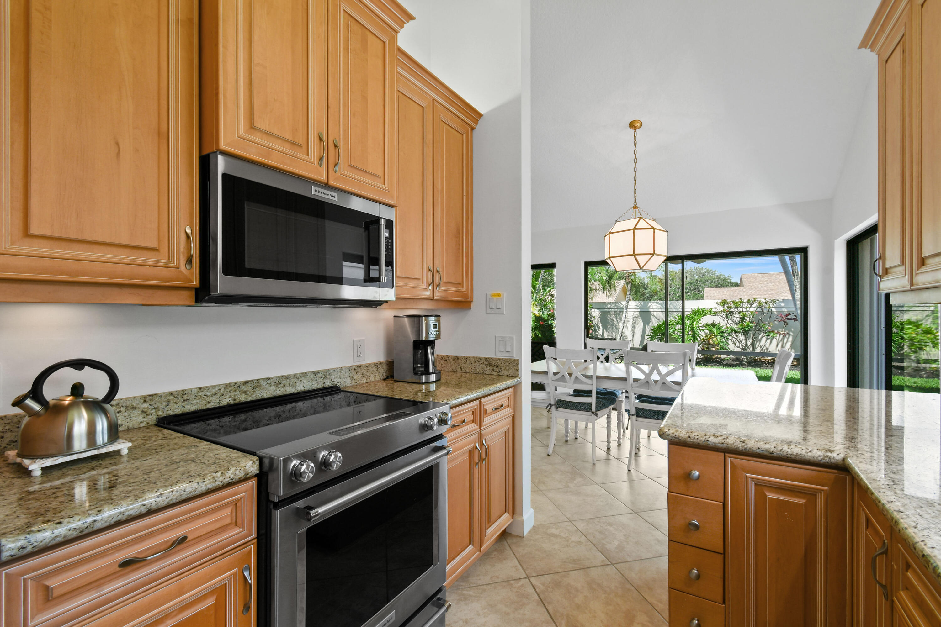 308 Ridge Road Jupiter, FL 33477 - Photo 11 of 42 Kitchen