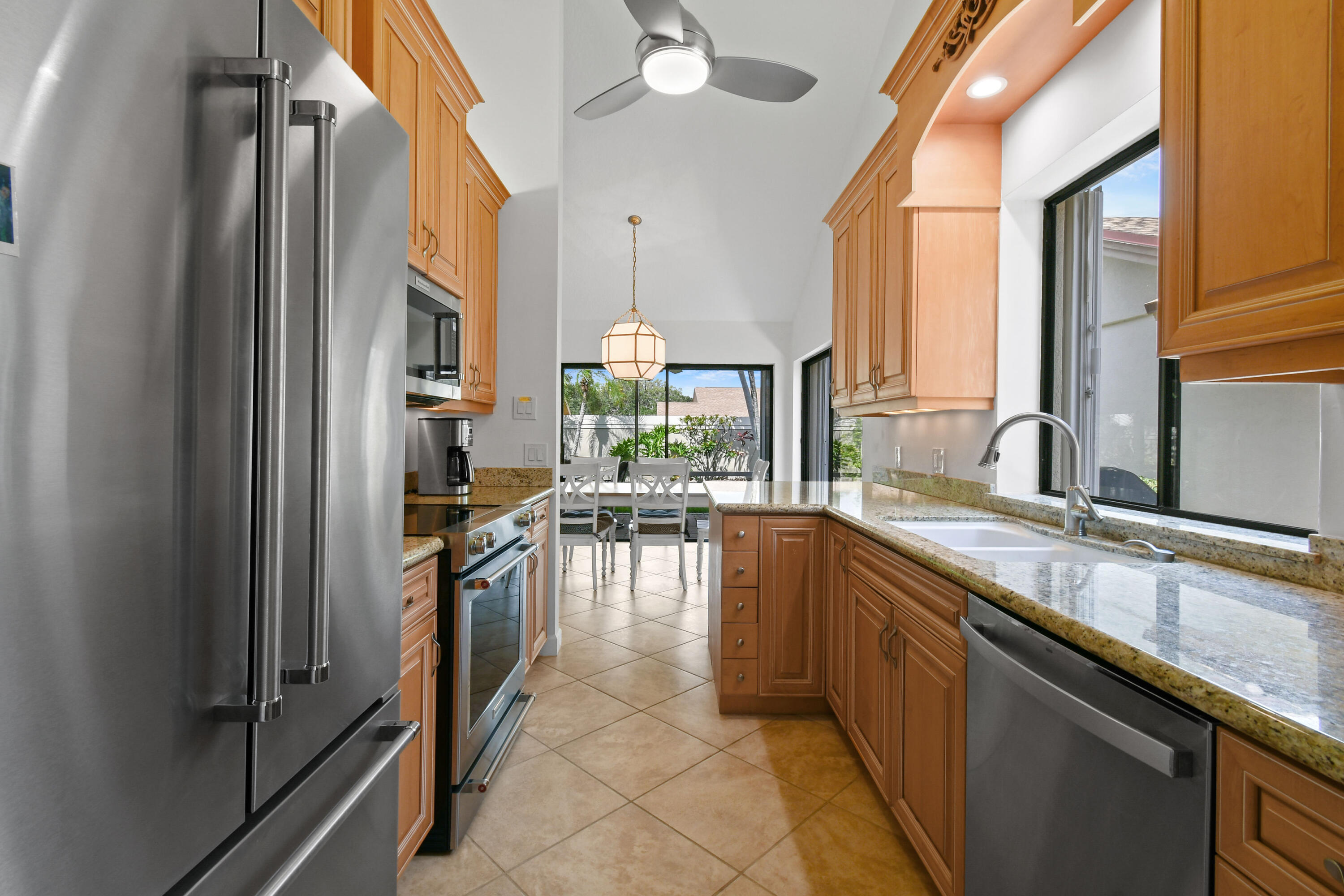 308 Ridge Road Jupiter, FL 33477 - Photo 13 of 42 Kitchen