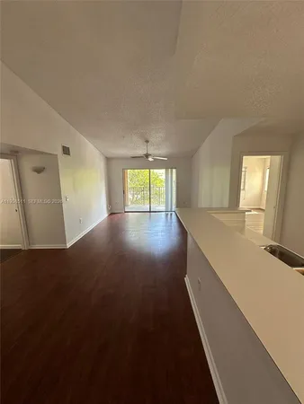 $2,100 | 4848 Highway 7, Unit 4306, Coconut Creek, FL 33073