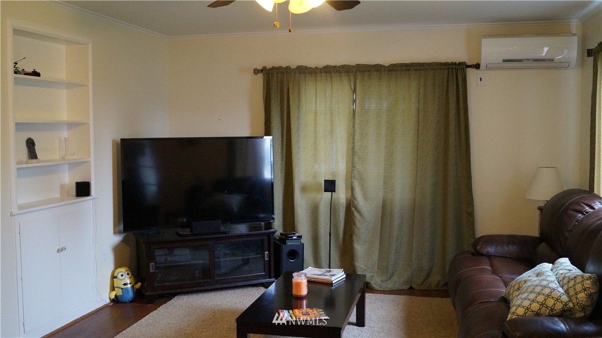 814 5th Street Cosmopolis, WA 98537 - Photo 3 of 18 Gallery Image 3