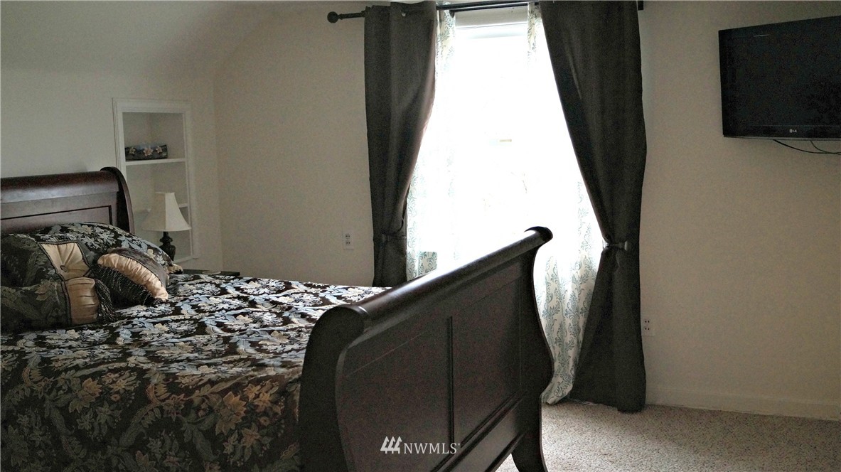 814 5th Street Cosmopolis, WA 98537 - Photo 9 of 18 Gallery Image 9