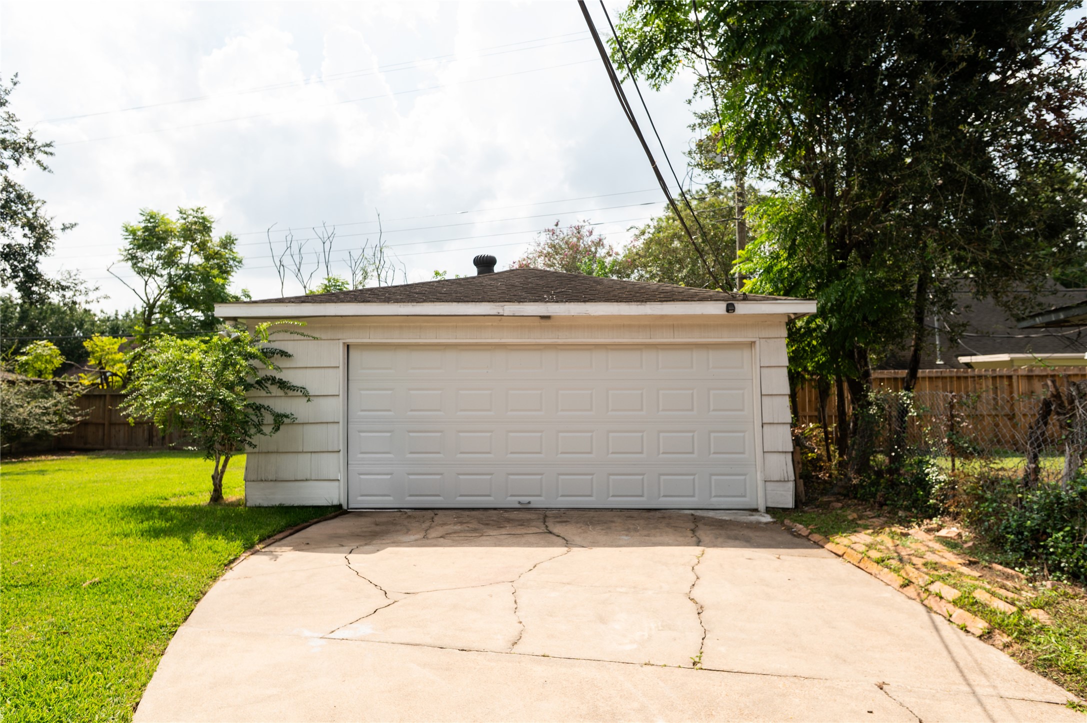 5407 Rutherglenn Drive Houston, TX 77096 - Photo 22 of 23