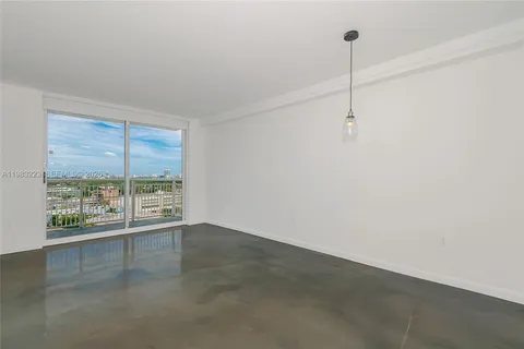 $579,000 | 1688 West Avenue, Unit PH07, Miami Beach, FL 33139