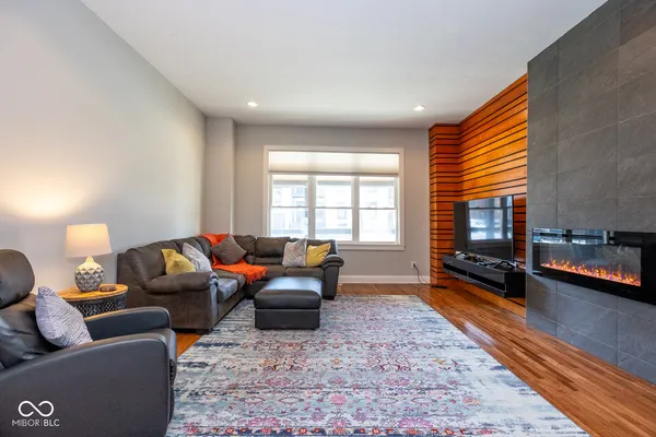 $399,000 | 1334 East Market Street, Indianapolis, IN 46202