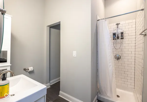 $399,000 | 1334 East Market Street, Indianapolis, IN 46202