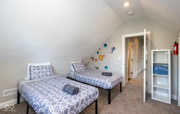 $399,000 | 1334 East Market Street, Indianapolis, IN 46202