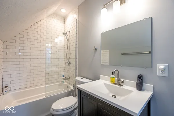 $399,000 | 1334 East Market Street, Indianapolis, IN 46202