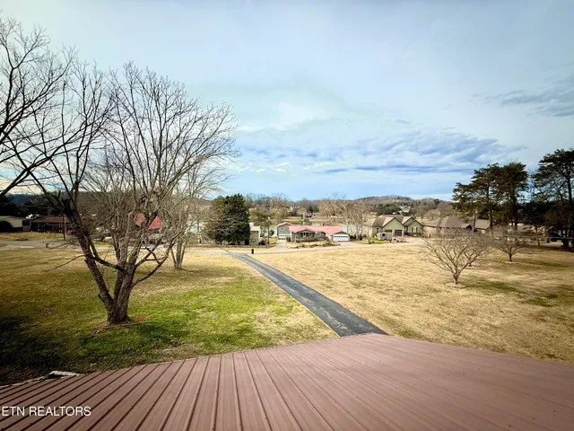 $480,000 | 842 Collie Cove Court, Friendsville, TN 37737