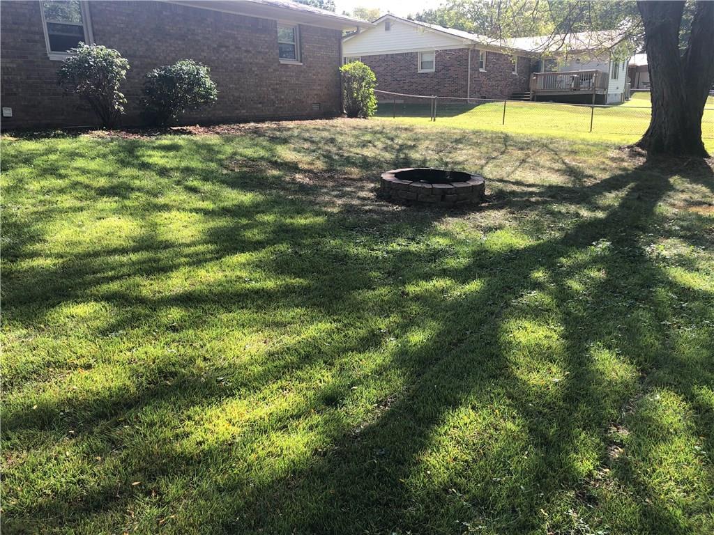 396 Shadow Road Greenwood, IN 46142 - Photo 21 of 27