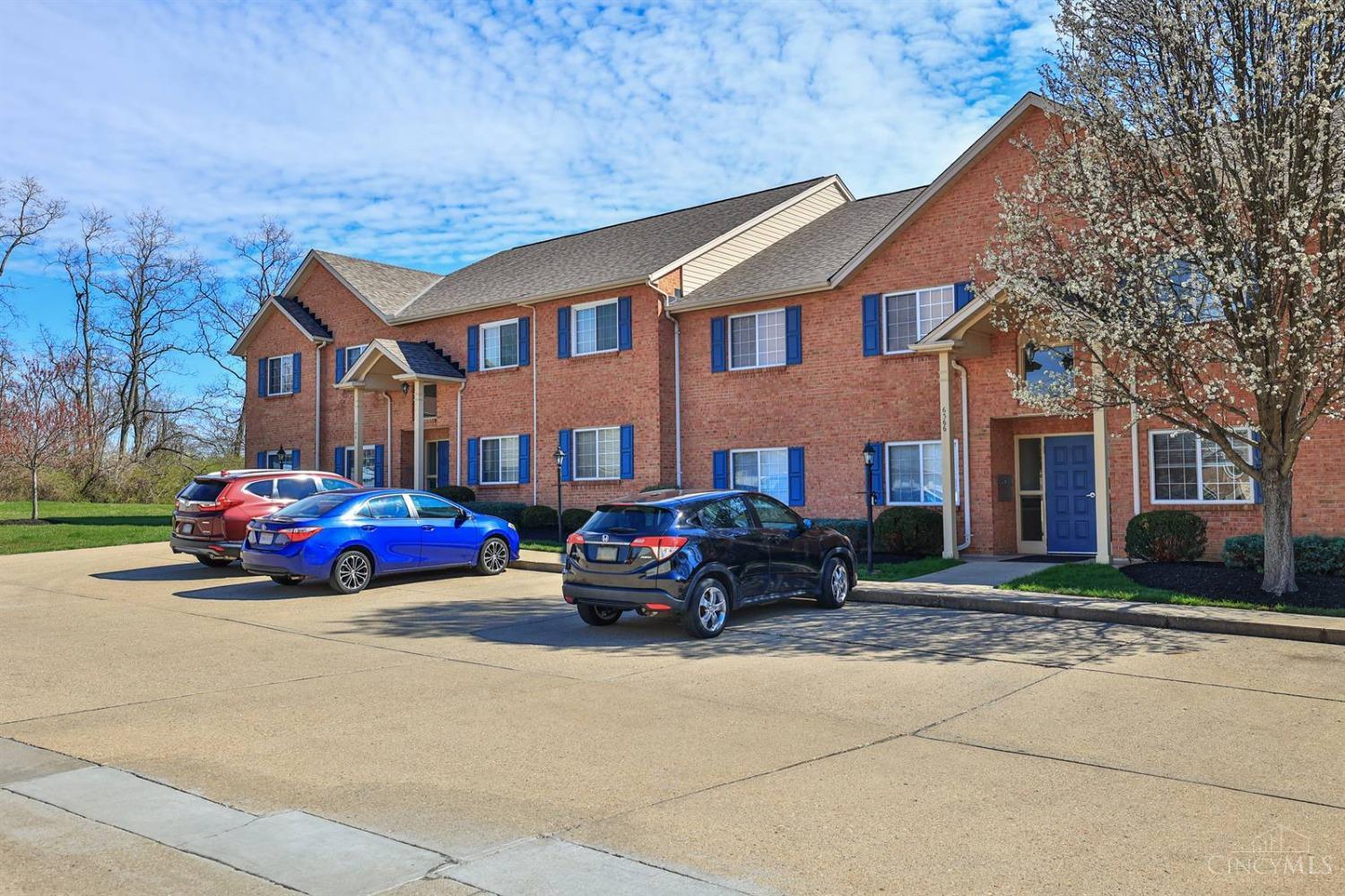 6366 Cheviot Road, Unit 13 Cincinnati, OH 45247 - Photo 2 of 26