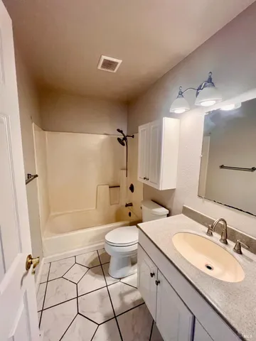 $3,250 | 1569 Golf Course Drive, Rohnert Park, CA 94928