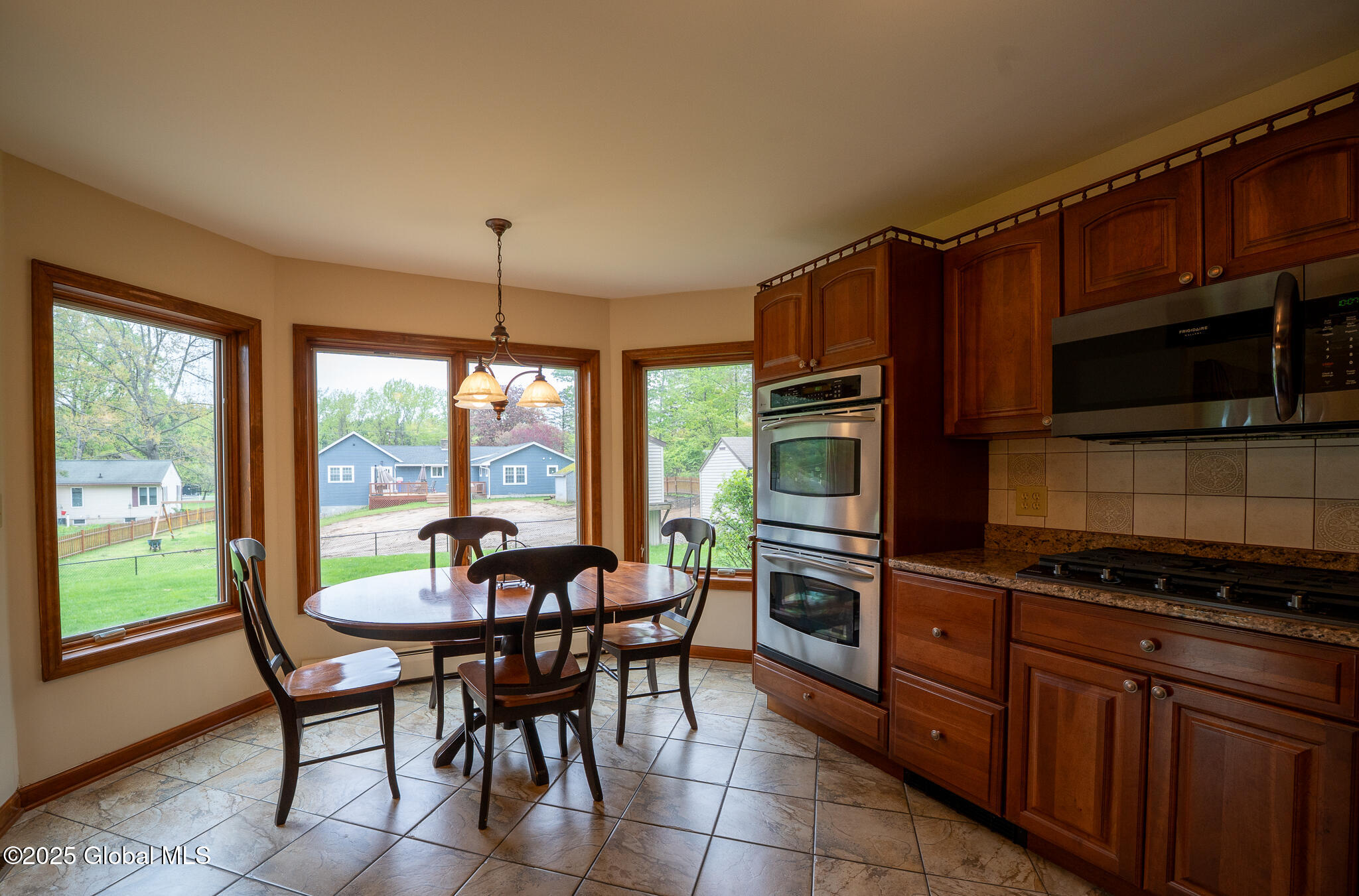 44 Couse Lane Bethlehem, NY 12159 - Photo 16 of 47 15