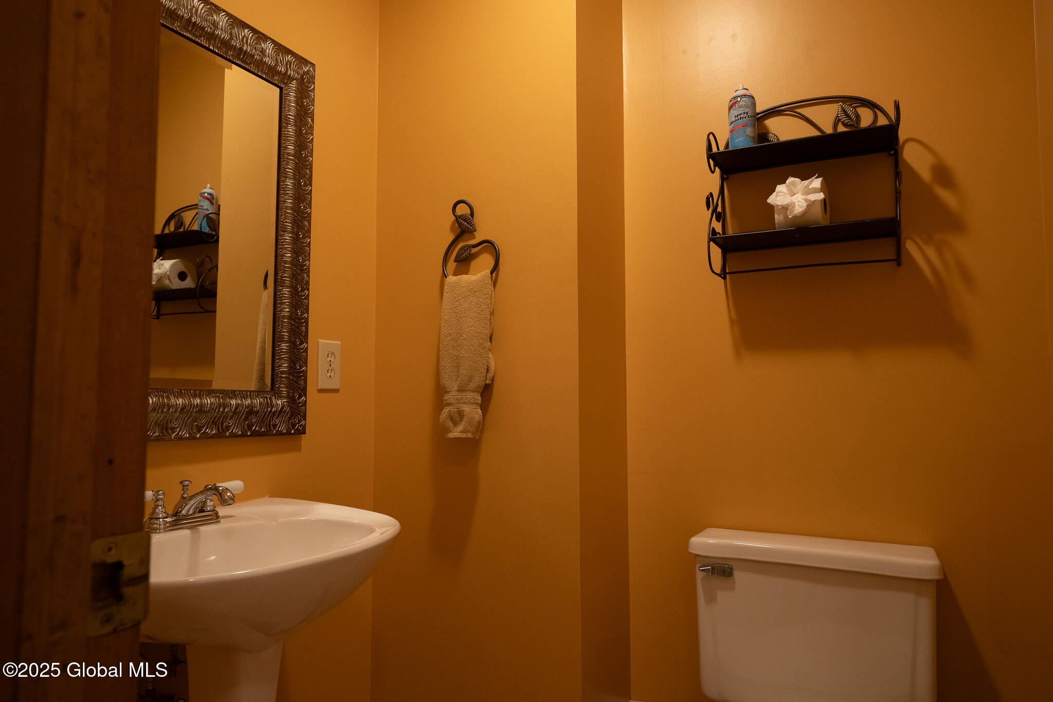 44 Couse Lane Bethlehem, NY 12159 - Photo 8 of 47 7