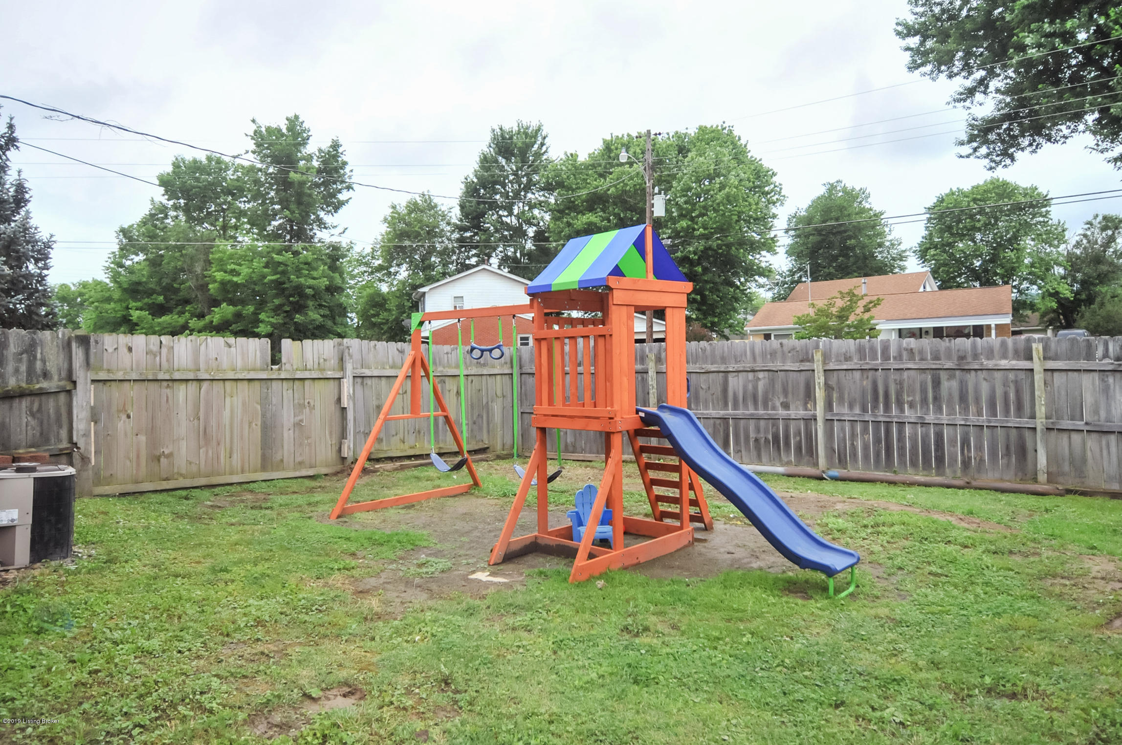 184 Dale Road Louisville, KY 40229 - Photo 26 of 32 184DaleRd-22