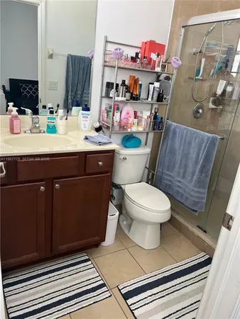 $3,000 | 8925 West 35th Court, Unit 8925, Hialeah, FL 33018
