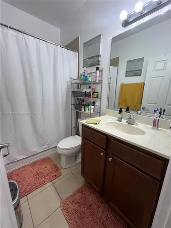 $3,000 | 8925 West 35th Court, Unit 8925, Hialeah, FL 33018