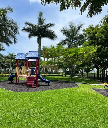 $3,000 | 8925 West 35th Court, Unit 8925, Hialeah, FL 33018