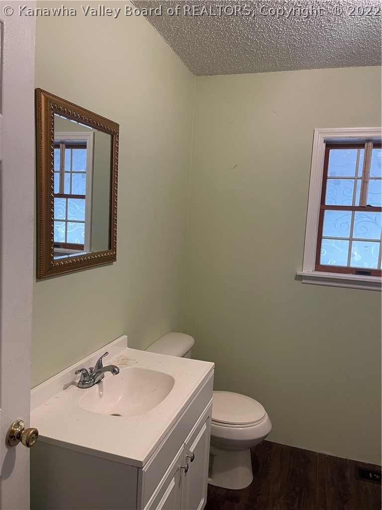 631 Longfork Road Pecks Mill, WV 25547 - Photo 10 of 42 Gallery Image 10