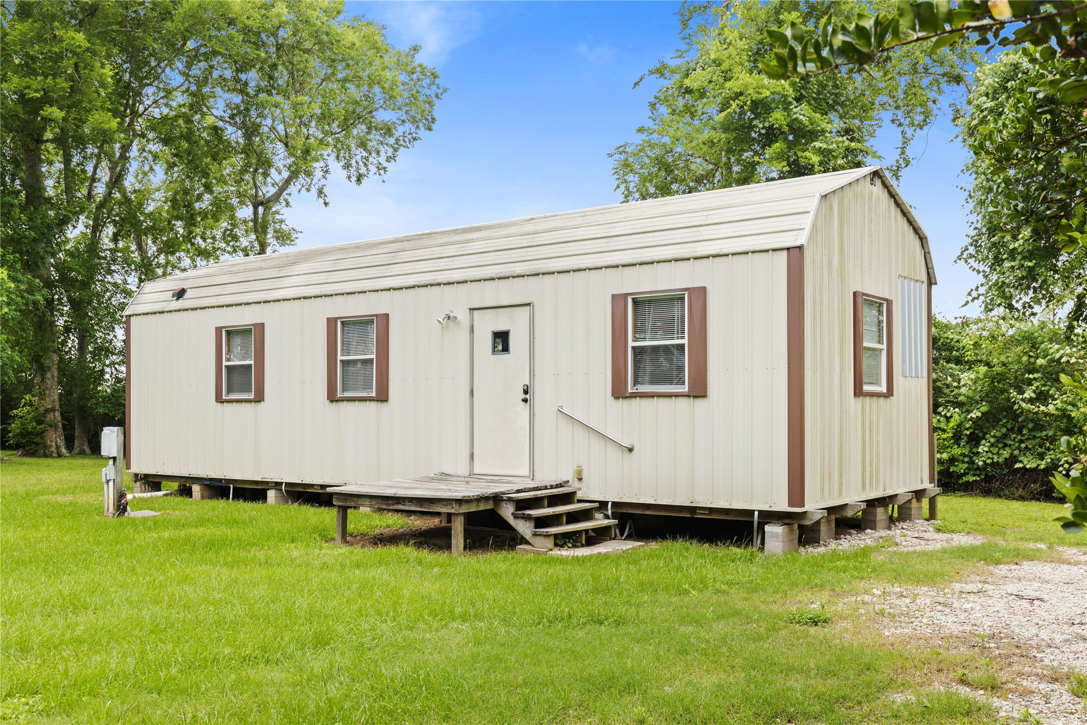 12039 Anderson Road Willis, TX 77318 - Photo 2 of 16