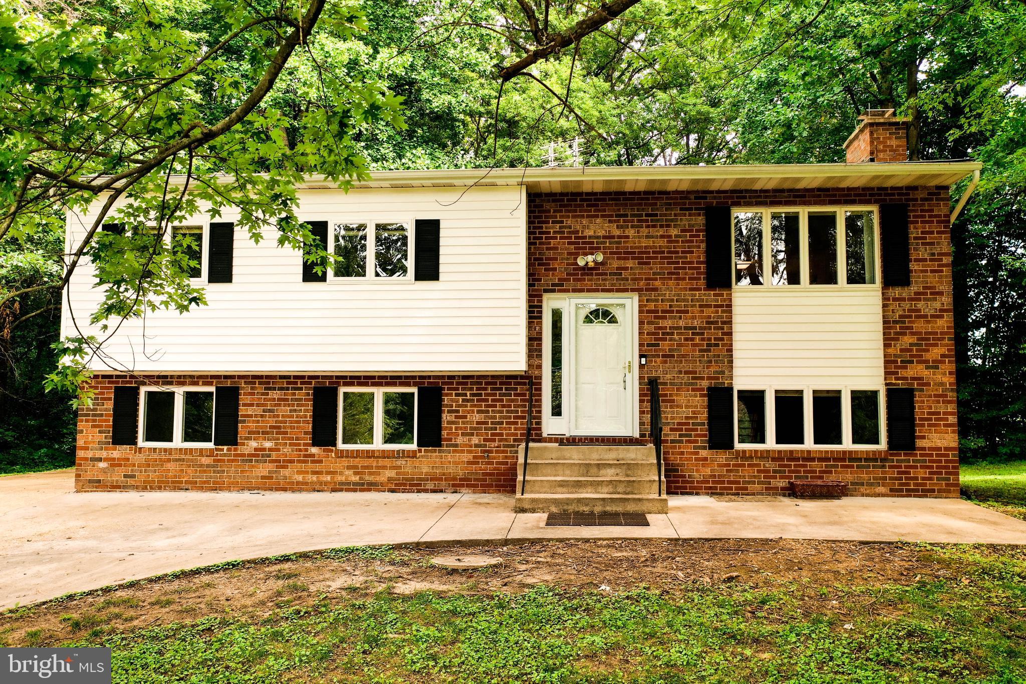 948 Grace Road Huntingtown, MD 20639 - Photo 2 of 28