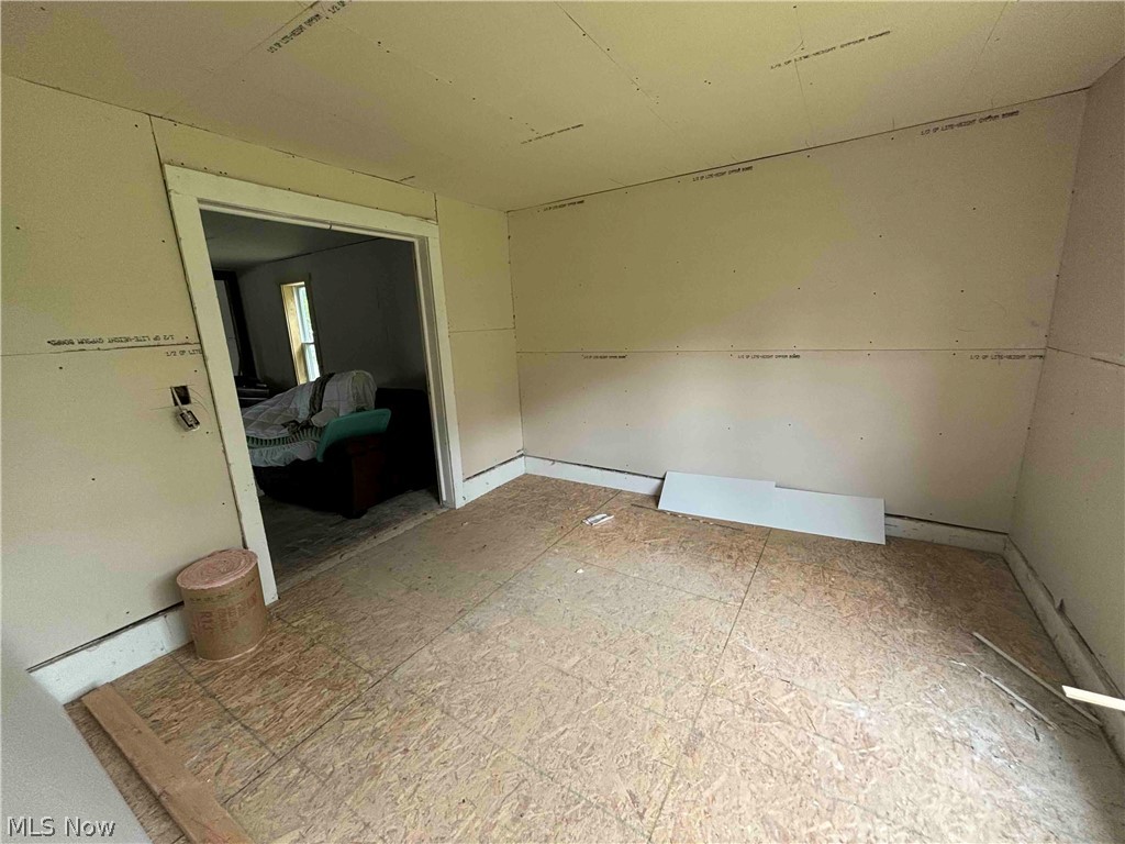 6757 Madison Road Thompson, OH 44086 - Photo 8 of 15 Gallery Image 8