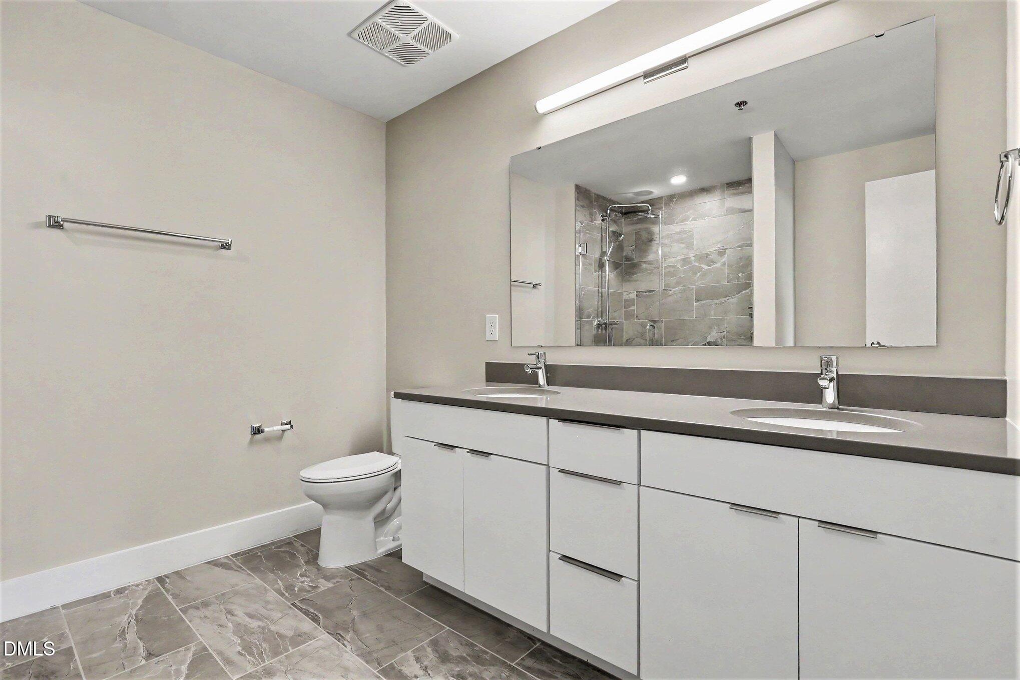 214 Hunt Street, Unit 710 Durham, NC 27701 - Photo 9 of 22 015_file_5733