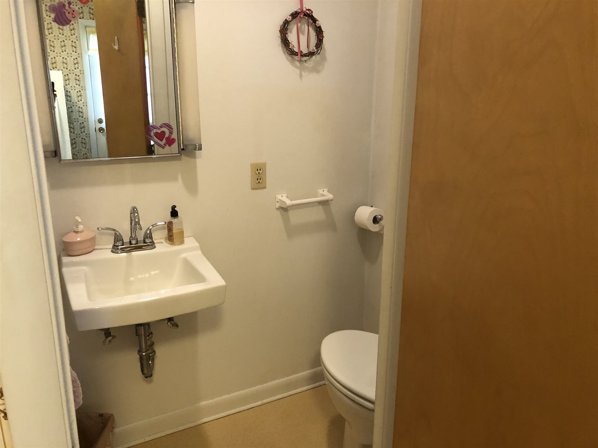 6 Lockwood Avenue Springfield, VT 05156 - Photo 20 of 25