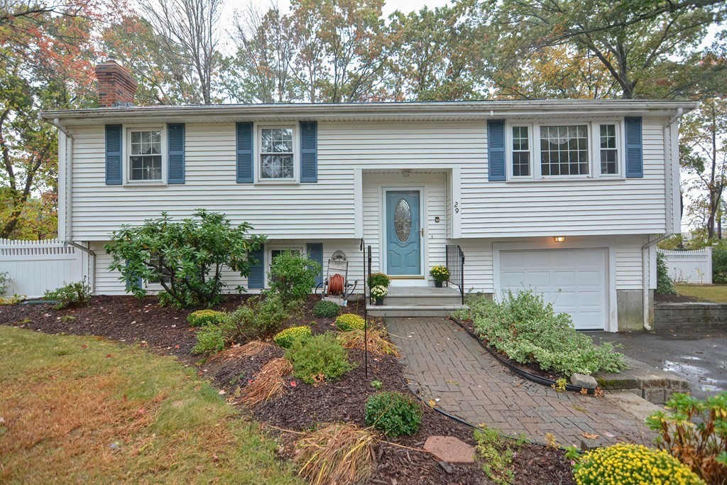 29 Meadow Road Medway, MA 02053 - Photo 1 of 39 Gallery Image 1