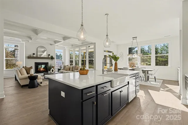 a front view of house with yard