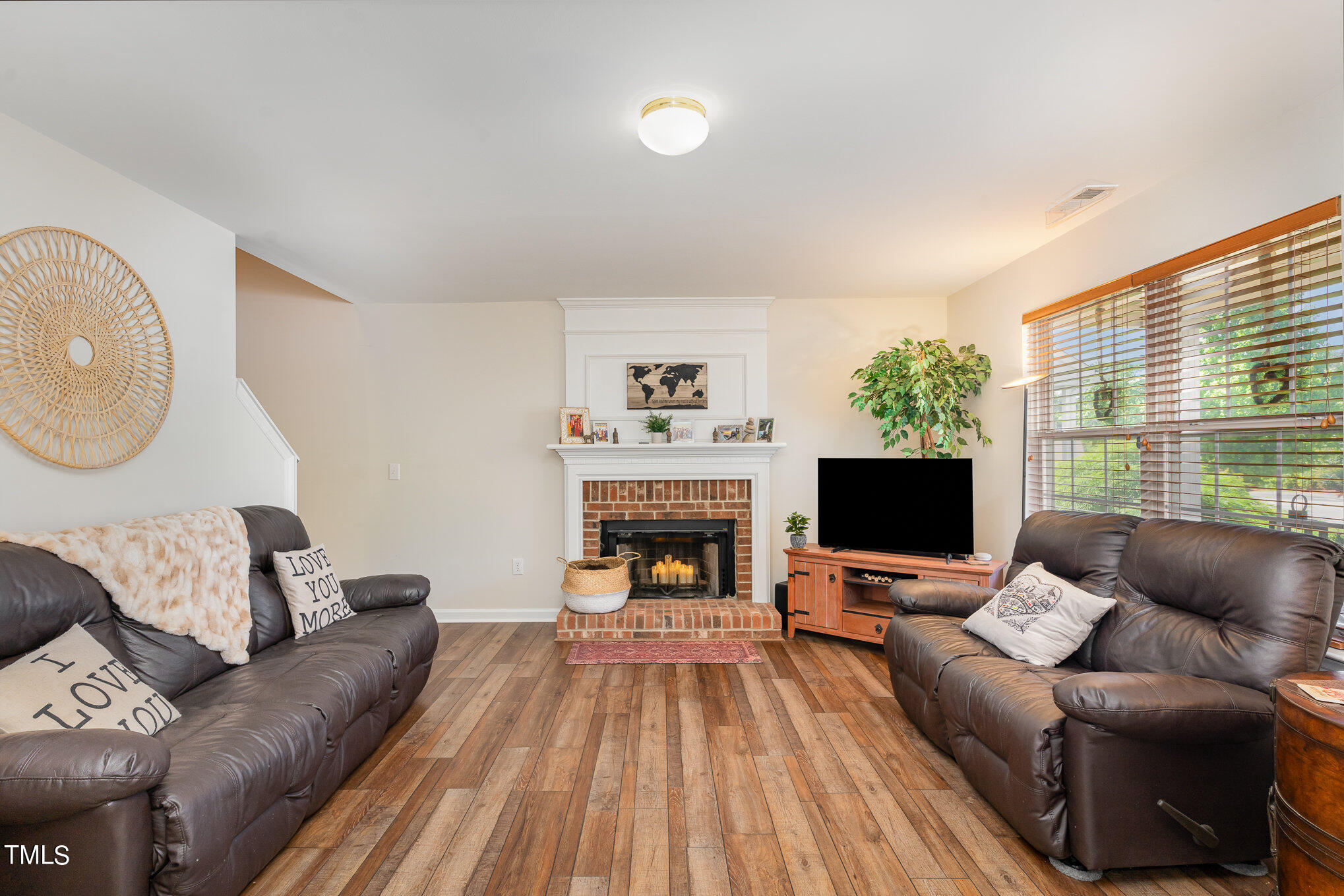 4623 Dolwick Drive Durham, NC 27713 - Photo 6 of 37 007_dsc00023-edit