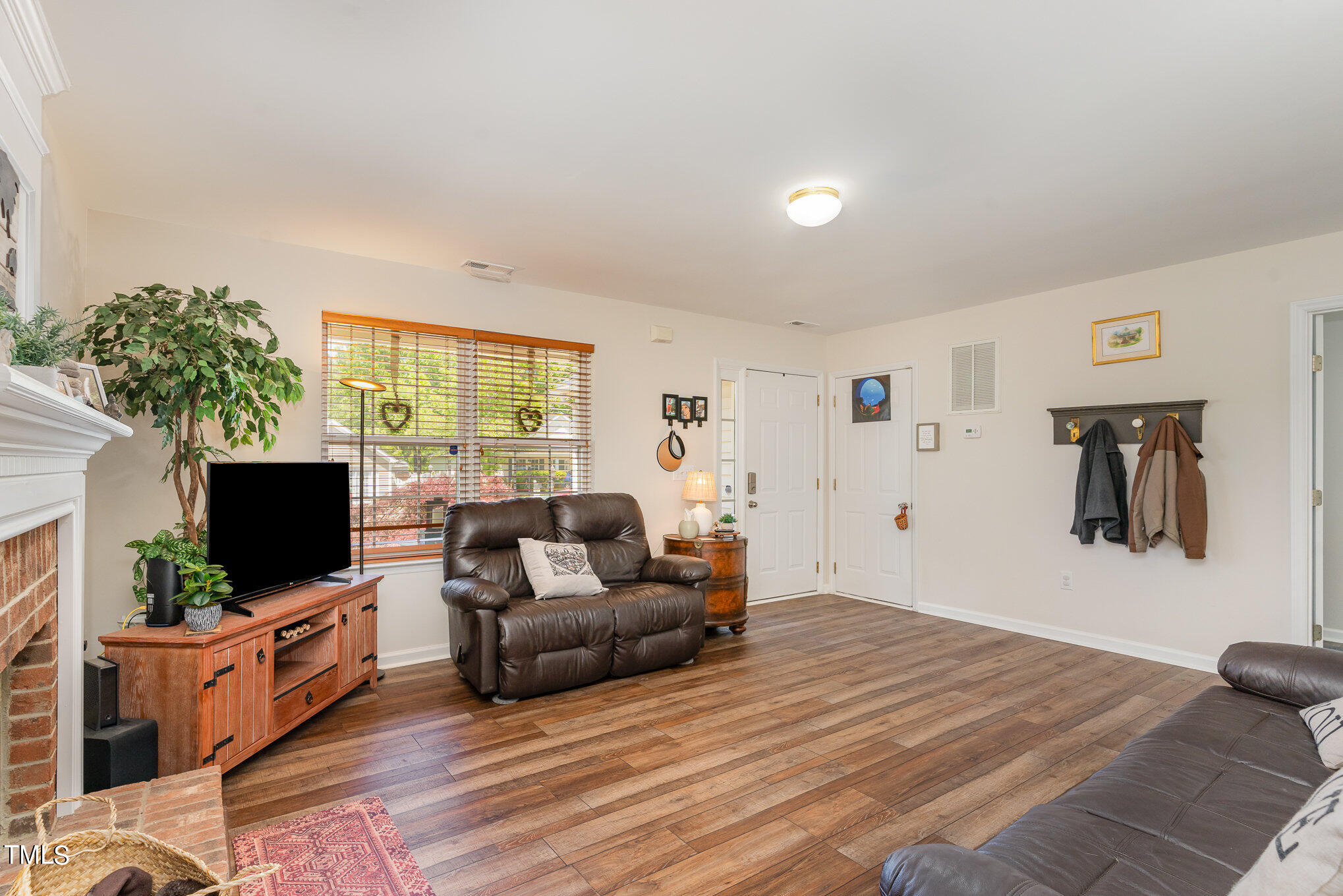 4623 Dolwick Drive Durham, NC 27713 - Photo 9 of 37 009_dsc00026-edit