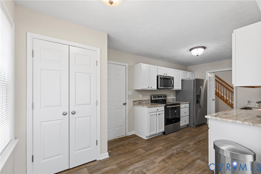313 3rd Street Colonial Beach, VA 22443 - Photo 6 of 43