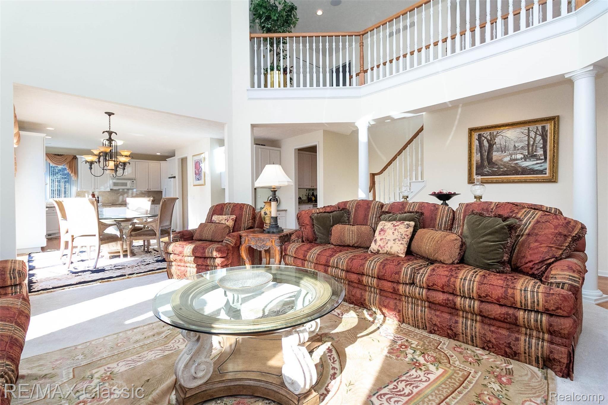 9802 Quail Ridge Run Brighton, MI 48114 - Photo 10 of 70 8.jpg