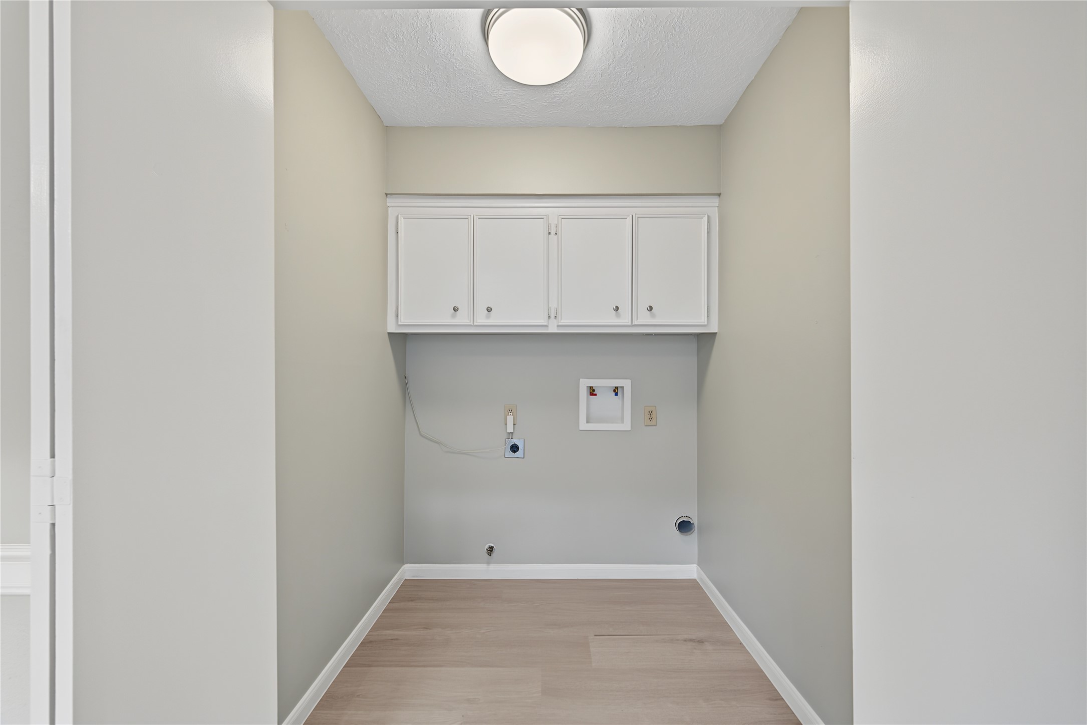 9606 Sandstone Road Houston, TX 77036 - Photo 36 of 43 Gallery Image 36
