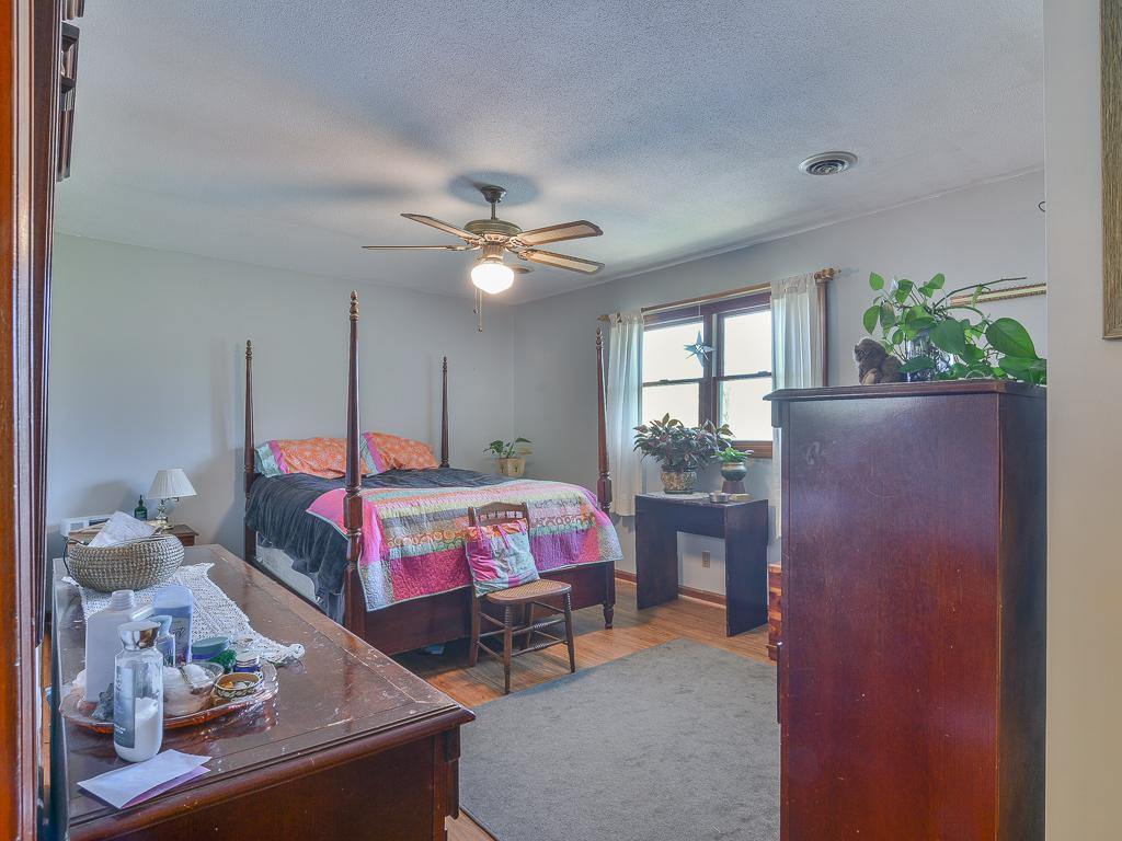 573 Jobe Road Elizabethton, TN 37643 - Photo 18 of 33 Photo 18