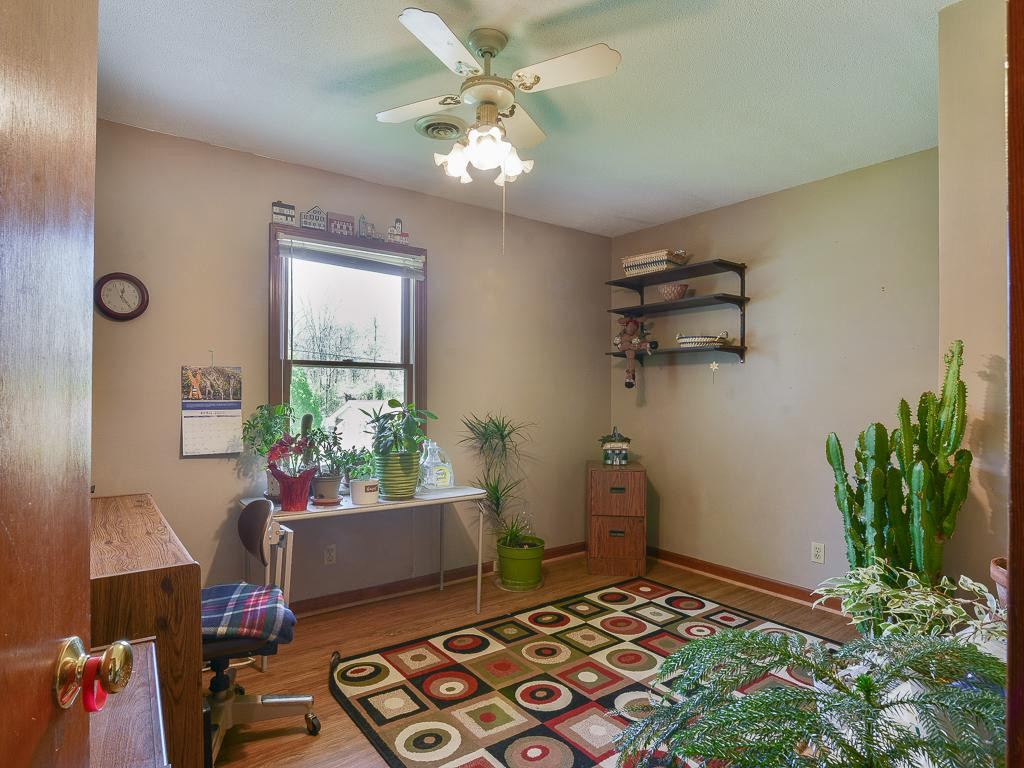 573 Jobe Road Elizabethton, TN 37643 - Photo 20 of 33 Photo 20