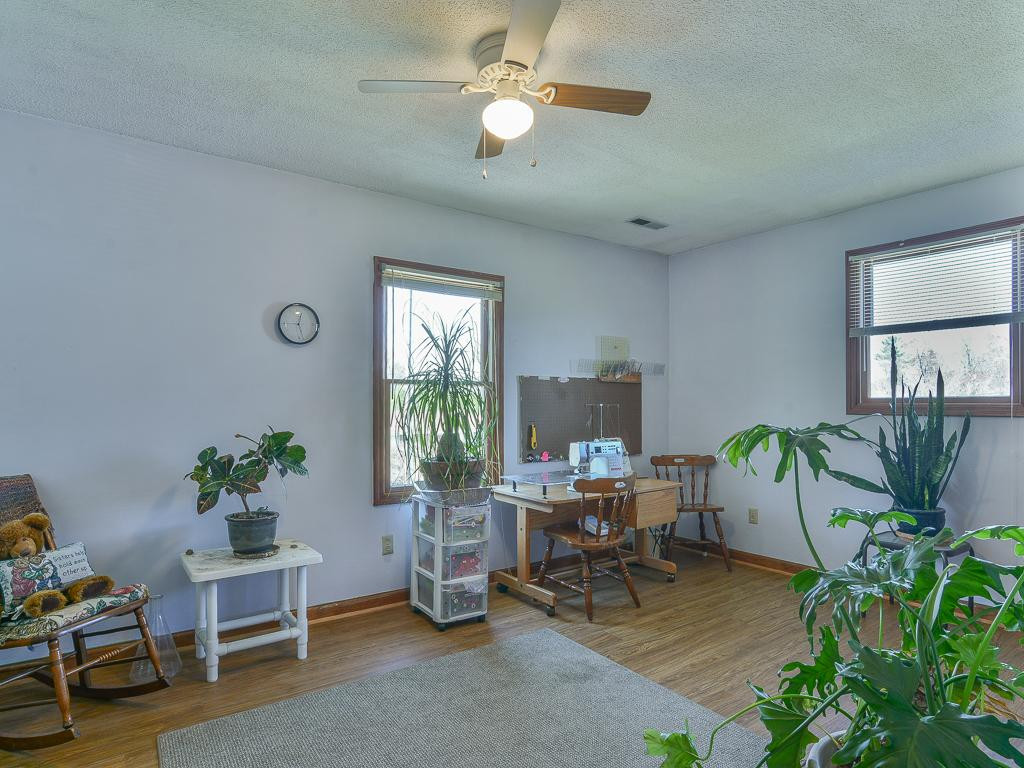 573 Jobe Road Elizabethton, TN 37643 - Photo 21 of 33 Photo 21