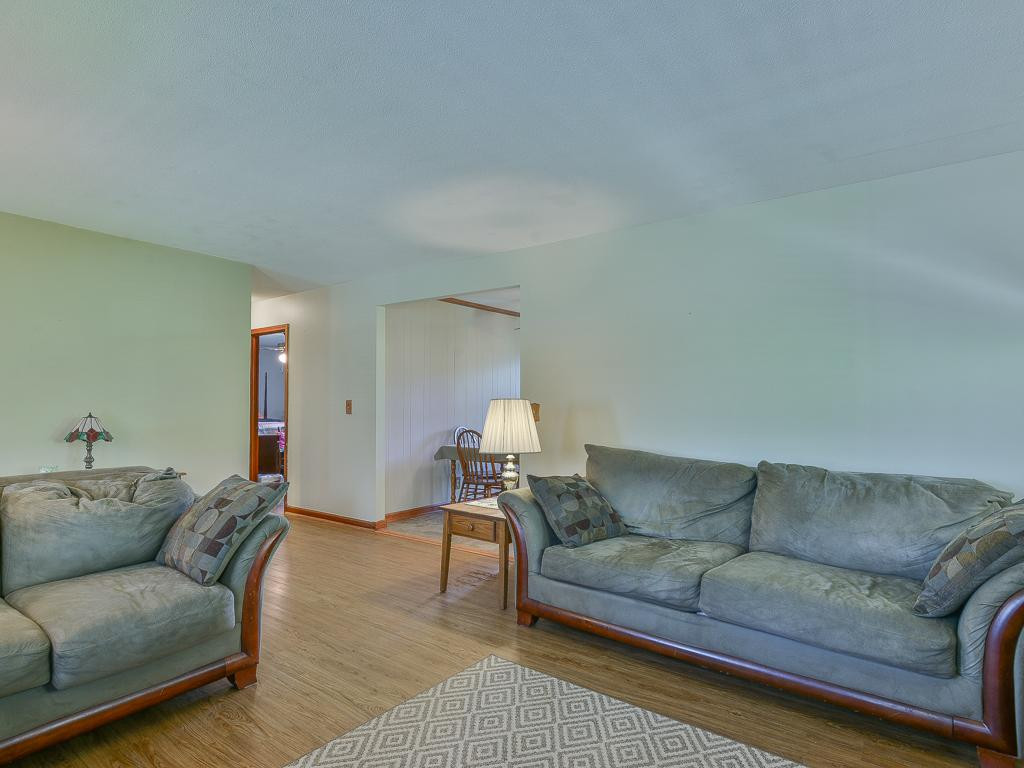 573 Jobe Road Elizabethton, TN 37643 - Photo 8 of 33 Photo 8