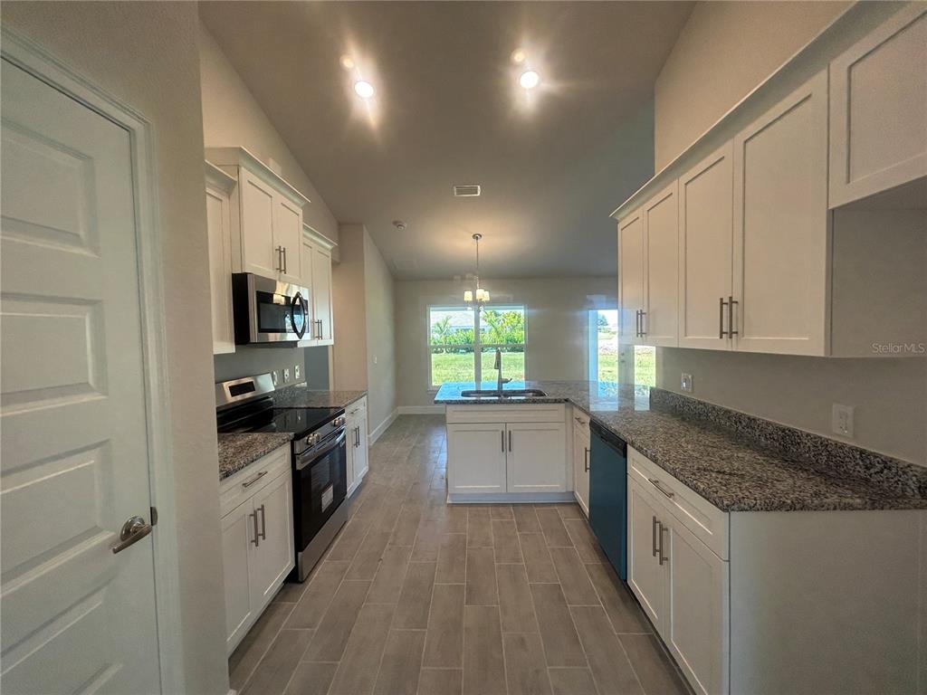 223 Iquitos Street Punta Gorda, FL 33983 - Photo 10 of 41