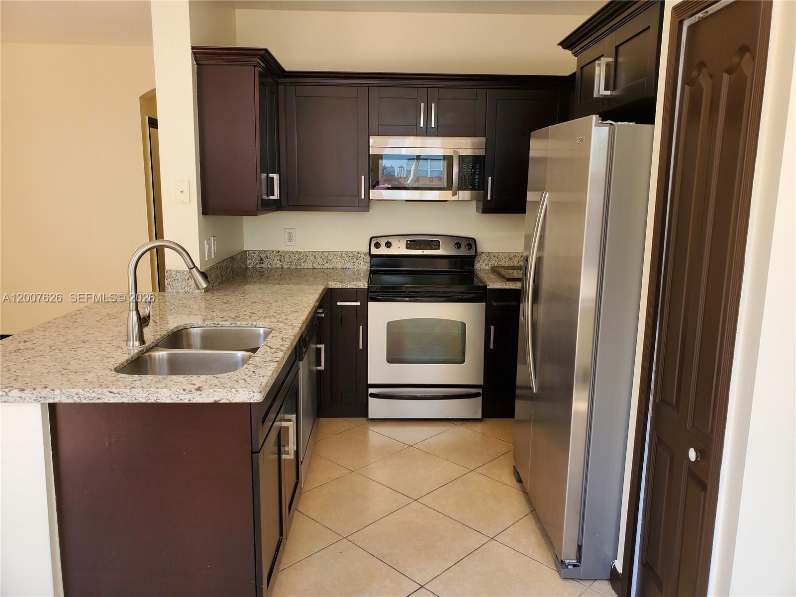 13952 Southwest 153rd Terrace Miami, FL 33177 - Photo 17 of 41