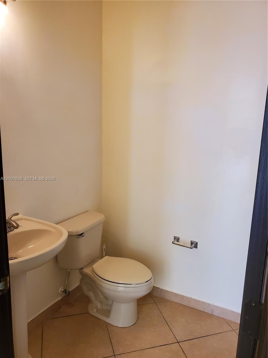 13952 Southwest 153rd Terrace Miami, FL 33177 - Photo 21 of 41