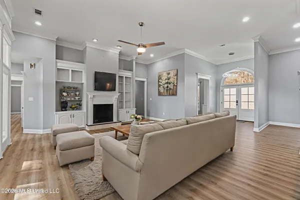$724,900 | 49 Canebrake Boulevard, Hattiesburg, MS 39402