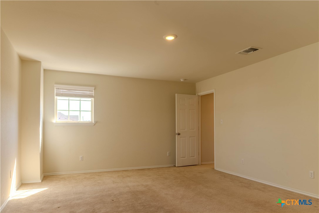 620 English Oak Street Georgetown, TX 78626 - Photo 15 of 29 a view of an empty room