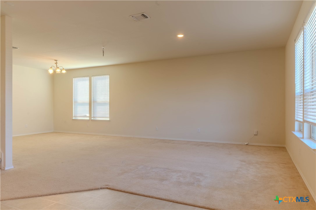 620 English Oak Street Georgetown, TX 78626 - Photo 10 of 29 an empty room with a window