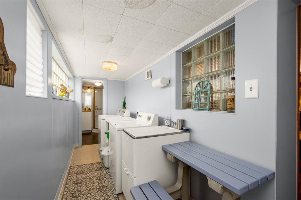 6071 Baptist Road Pittsburgh, PA 15236 - Photo 20 of 25 Gallery Image 20